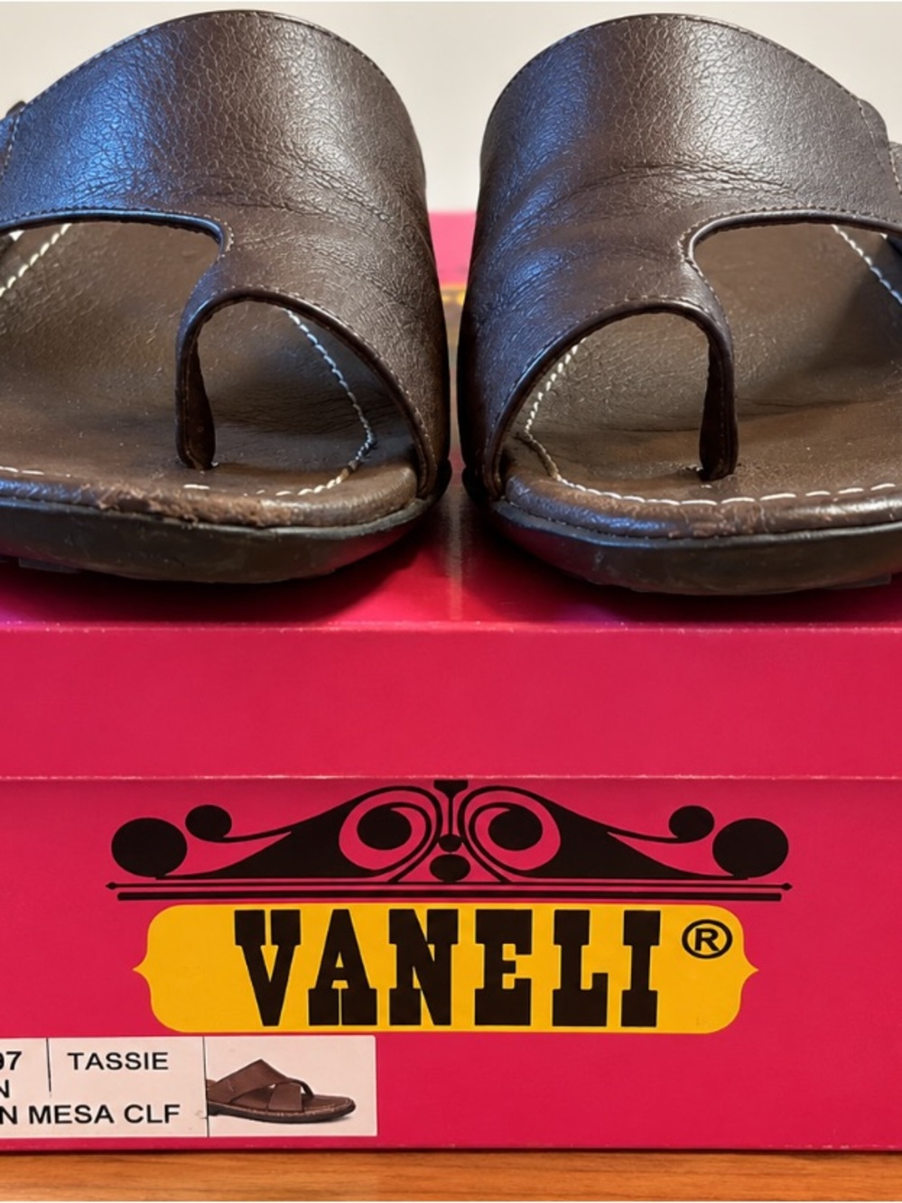 VANELI Tassie Brown Leather Toe Loop Sandals 7.5 N
